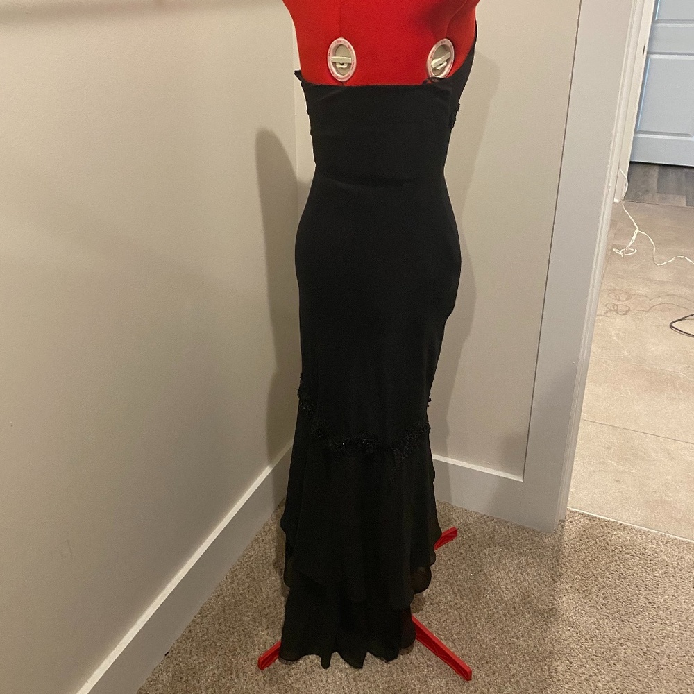 Black Halter Knee length dress - Picture 2 of 2